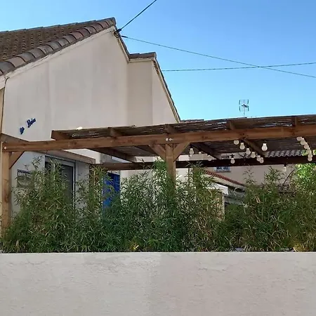 酒店 La Maison De La 4*